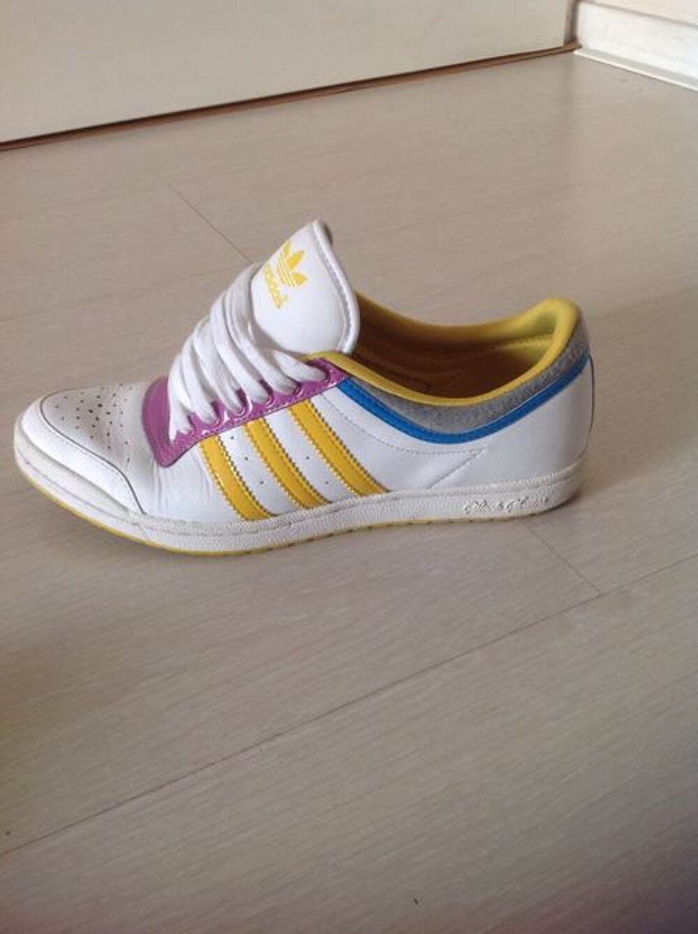 Basket adidas top ten low sleek. Chaussures