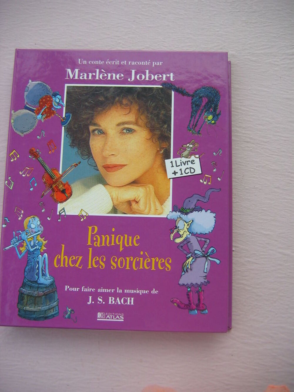 CD+livre enfants: " Panique chez les Sorci&egrave;res" CD et vinyles