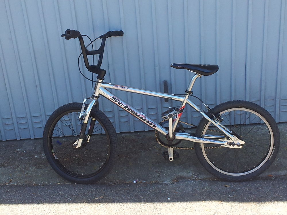 Re-CYCLE-age de tout type de v&eacute;los. Vélos