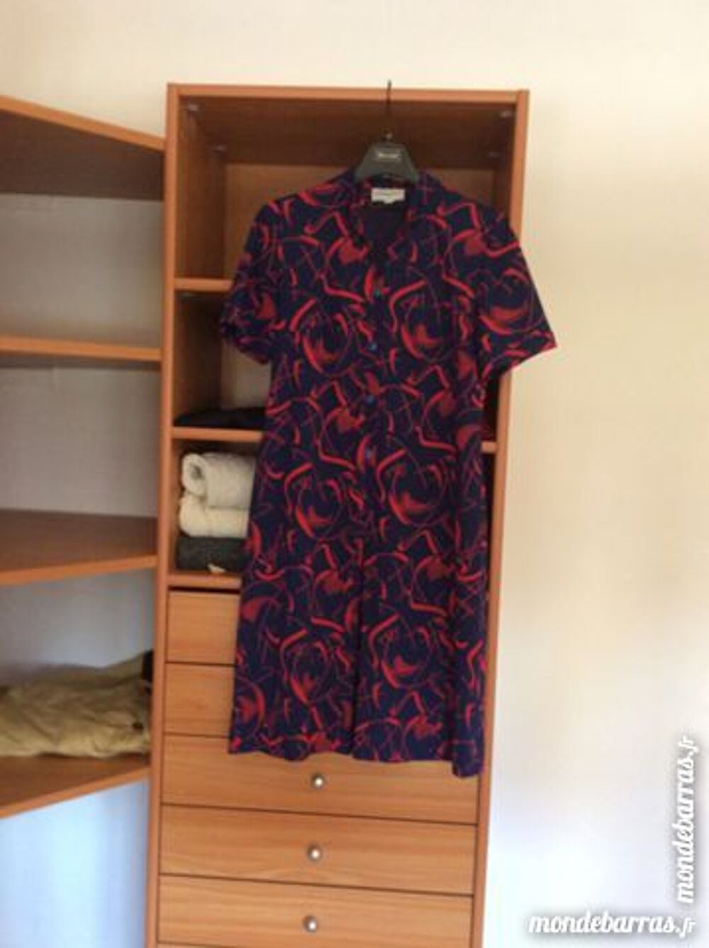 ROBES DIVERS MODELES Vêtements
