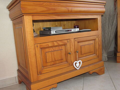 MEUBLE TV PIN MASSIF 220 Sach (37)