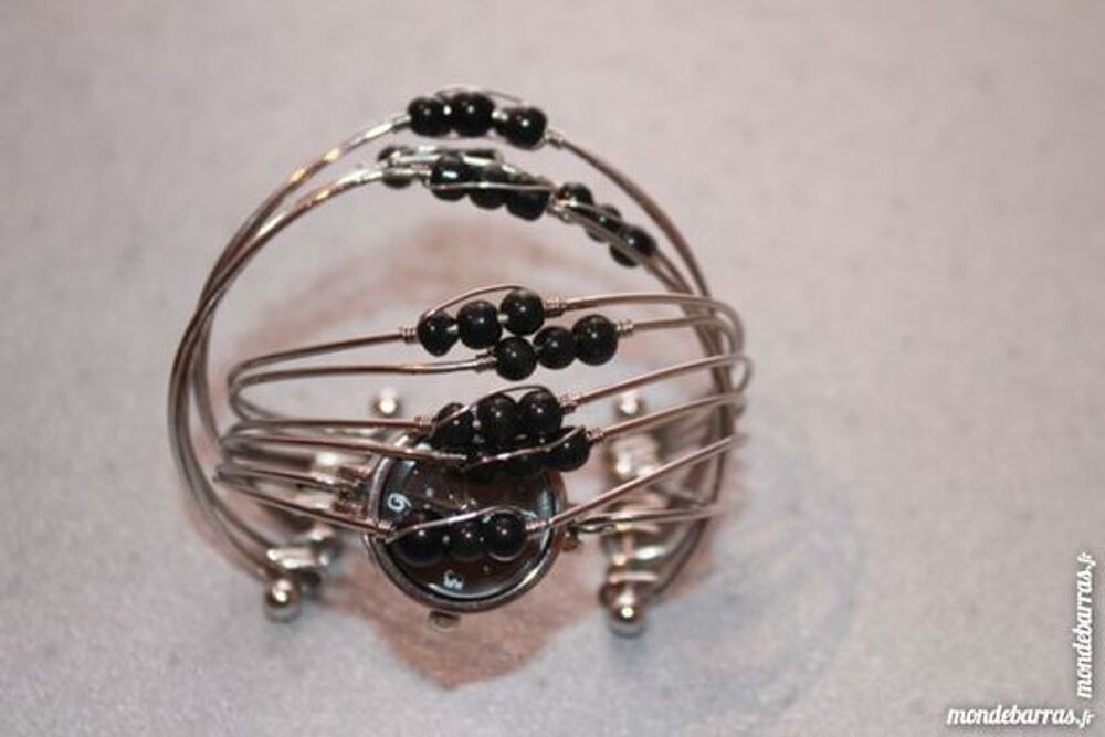 MONTRE, BRACELETS, NEUVE, DEUX EN 1 Bijoux et montres