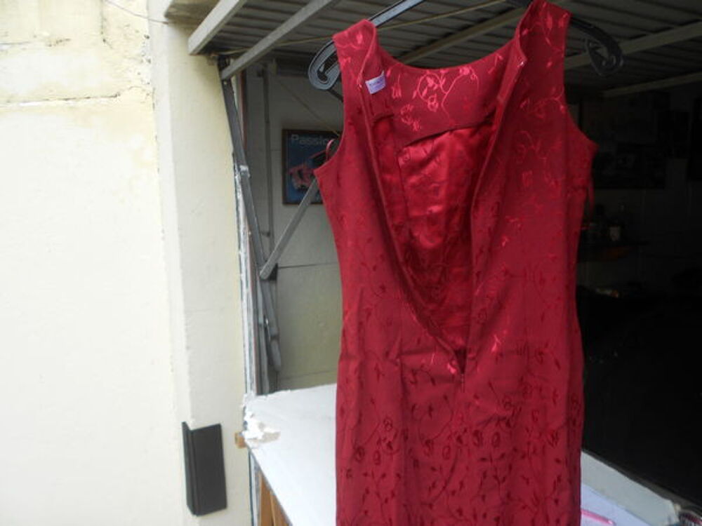 ROBE DE SOIREE POUR FEMMES Vêtements