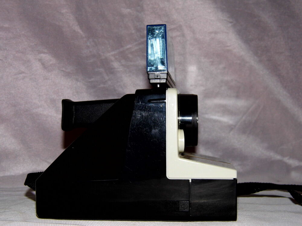 POLAROID 1000 POLAROID LAND CAMERA SX 70 APPAREIL PHOTO VINTAGE 