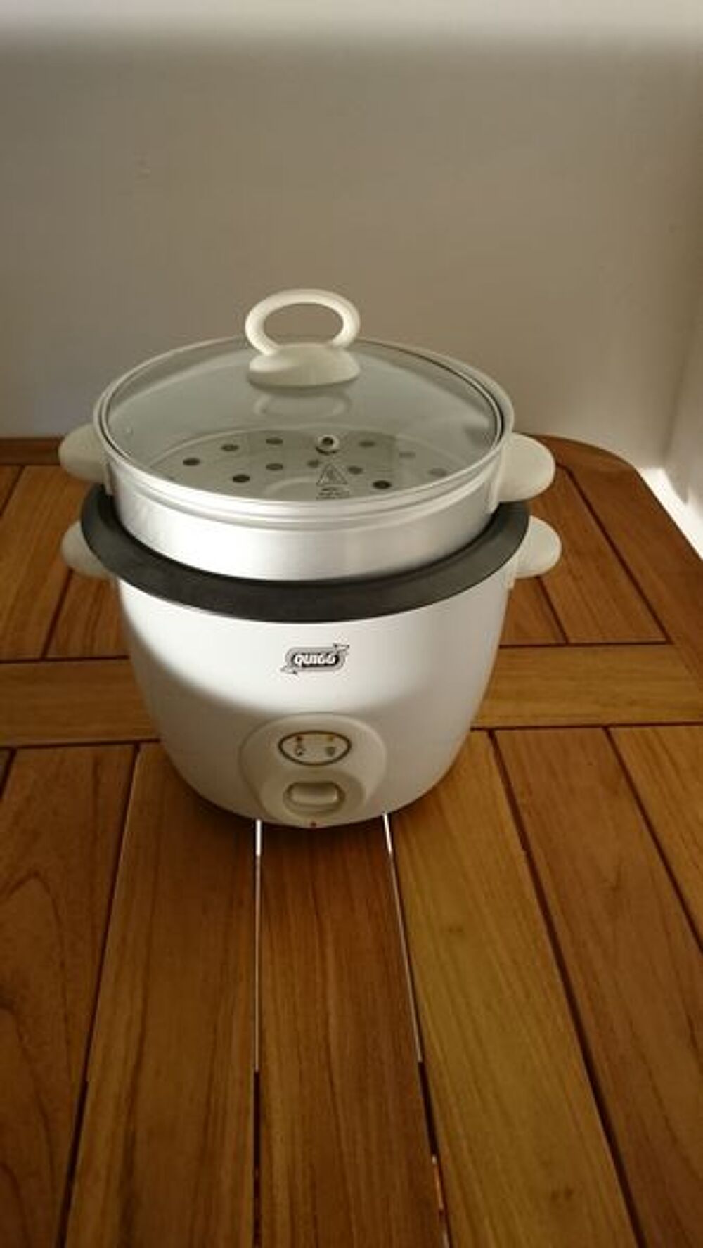 Centrifugeuse, cuit-oeufs, cuiseur &agrave; vapeur Electroménager