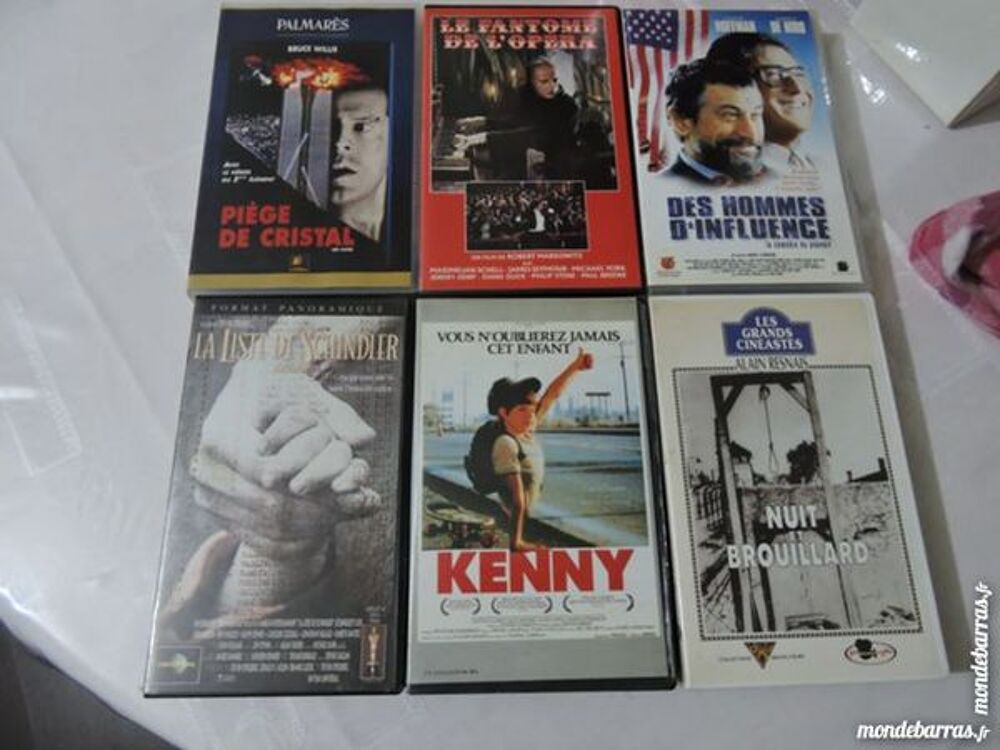 Cassettes VHS Diverses DVD et blu-ray