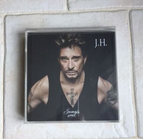 COFFRET   HALLYDAY   JAMAIS SEUL + DVD +VINYLS....NEUF.. 49 Les Bordes (89)