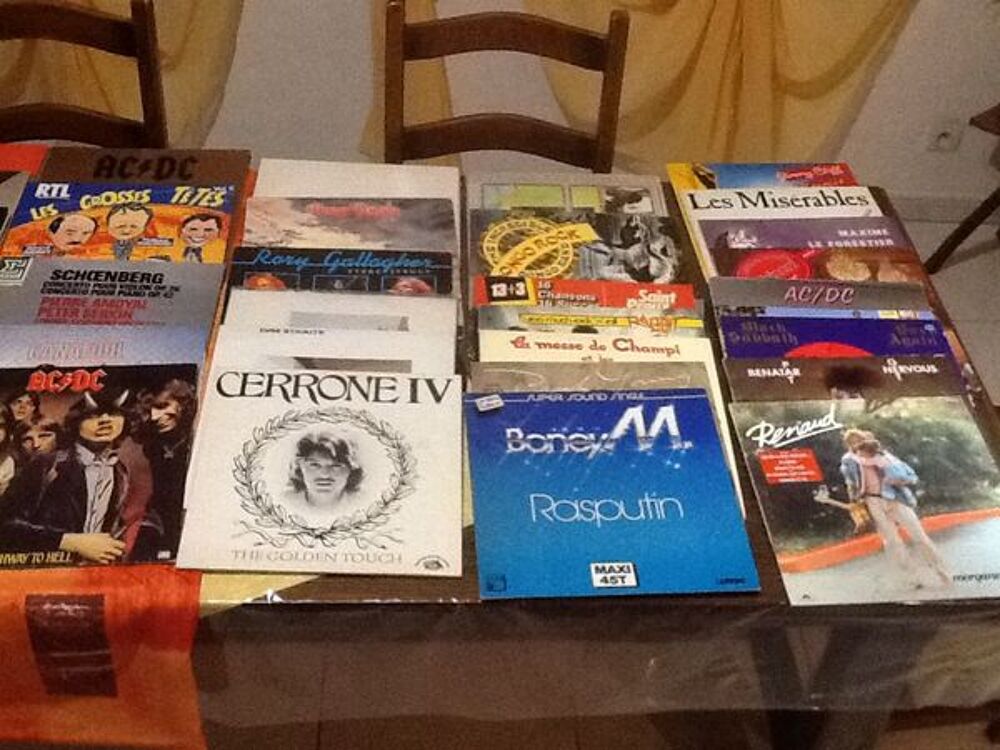 Vinyls 33 tours tout type de musique. CD et vinyles