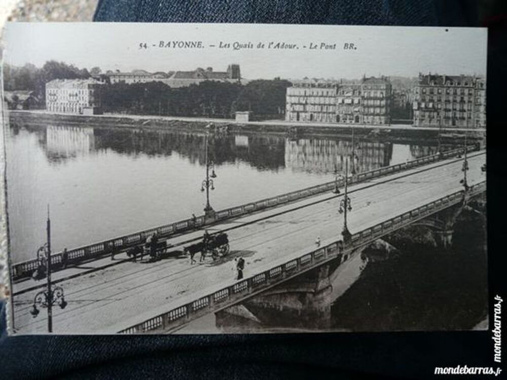 "Carte postale Bayonne Les quais de l'Adour ""Le Pon" 