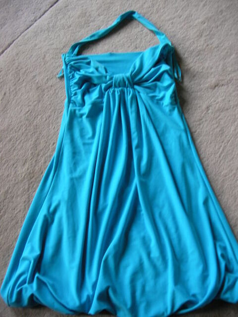 robe bleue 12 Bourg (33)