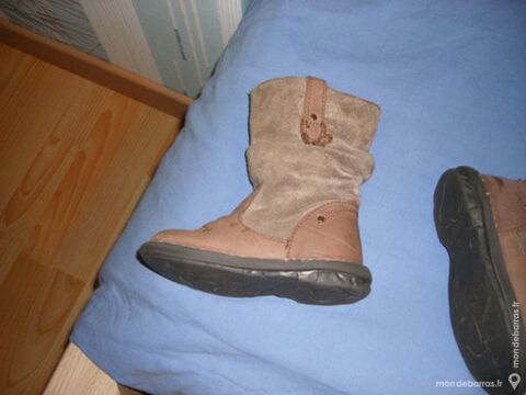 BOTTES FILLE 23 8 Laventie (62)