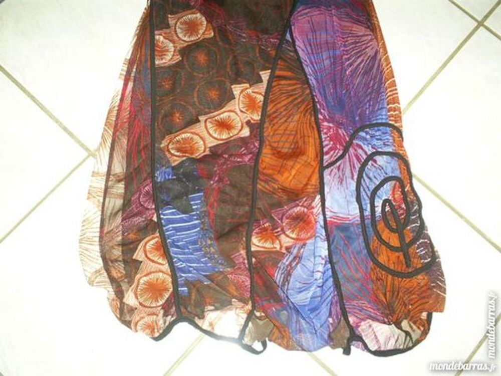 ROBE MADO Taille 2 Vêtements
