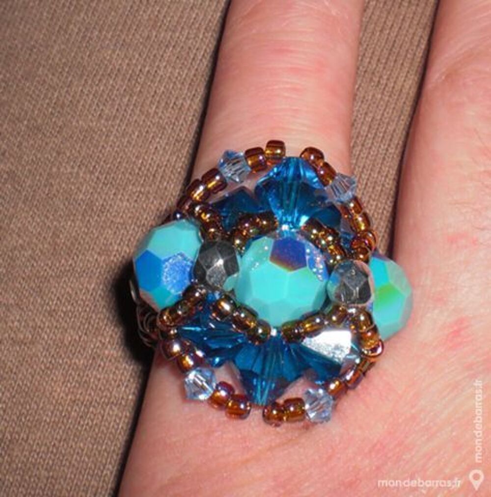 Bague faite main en perles de Swarovski Bijoux et montres