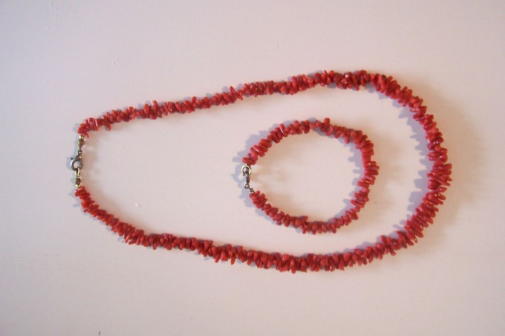 COLLIER + BRACELET CORAIL rougr v&eacute;ritable Bijoux et montres