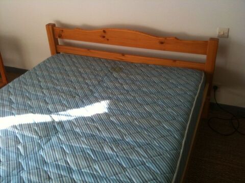 Lit en pitchpin/sommier � latte/matelas 140cm 165 Castres (81)