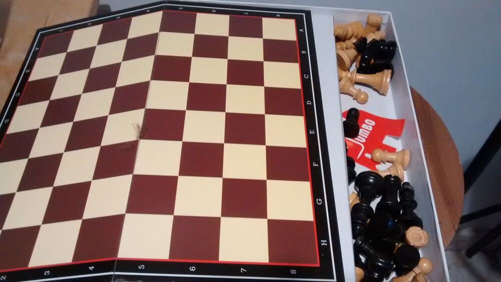 Jeu d'&eacute;checs jumbo pi&egrave;ces en bois Jeux / jouets
