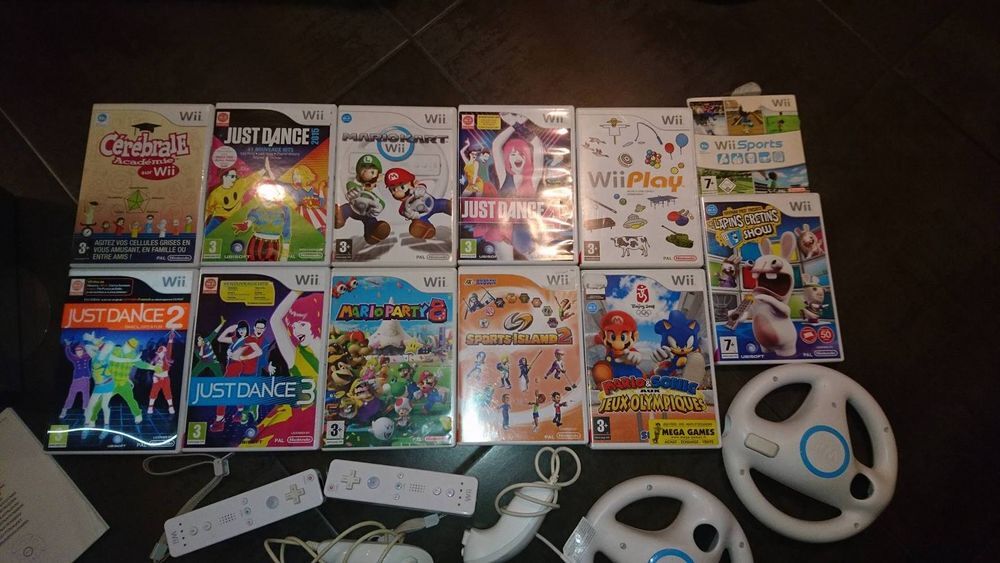 PACKAGE WII Consoles et jeux vidéos
