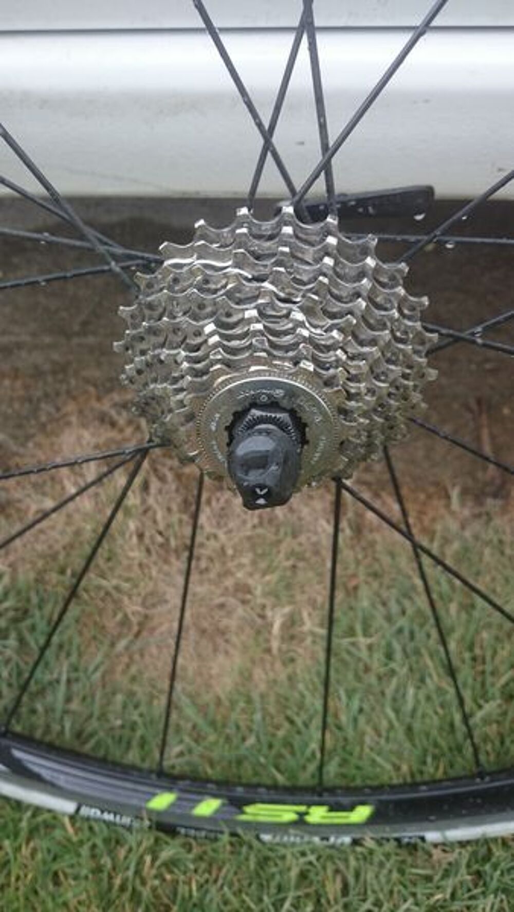 roues v&eacute;lo de route. Vélos
