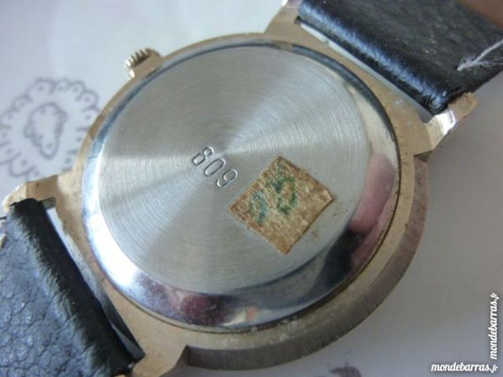 PAKETA CCCP SPECIAL montre m&eacute;canique Russe RUS0051 Bijoux et montres