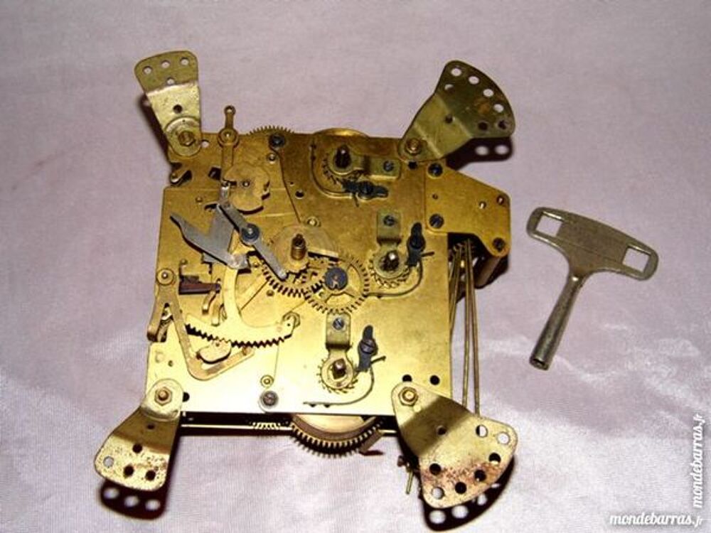 Horloge pendule mouvement horlogerie carillon Meubles
