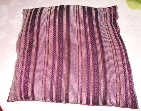 Coussin violet 35/35 5 Monflanquin (47)