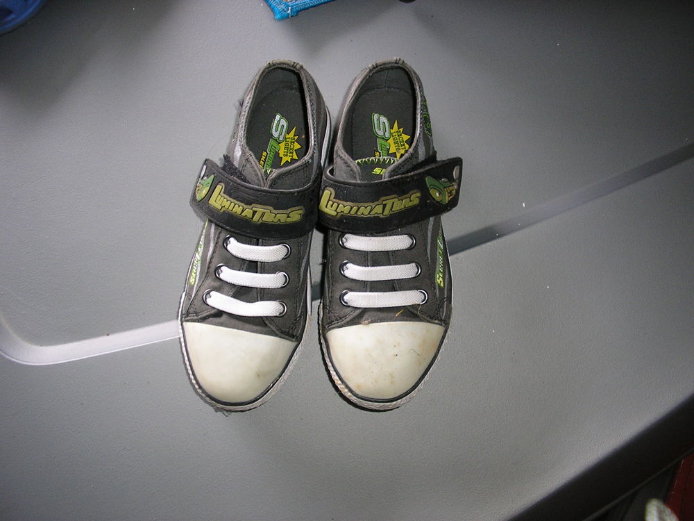 Chaussures lumineuses T.32 Chaussures enfants