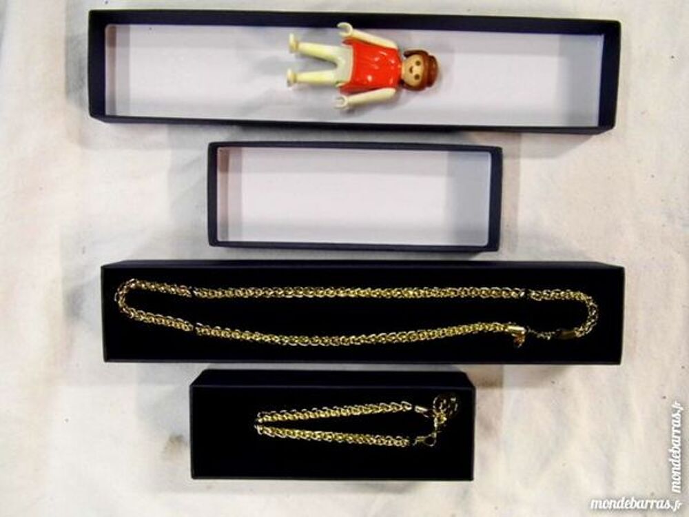 Lot Parure bijoux collier bracelet MVX avec &eacute;crin Bijoux et montres