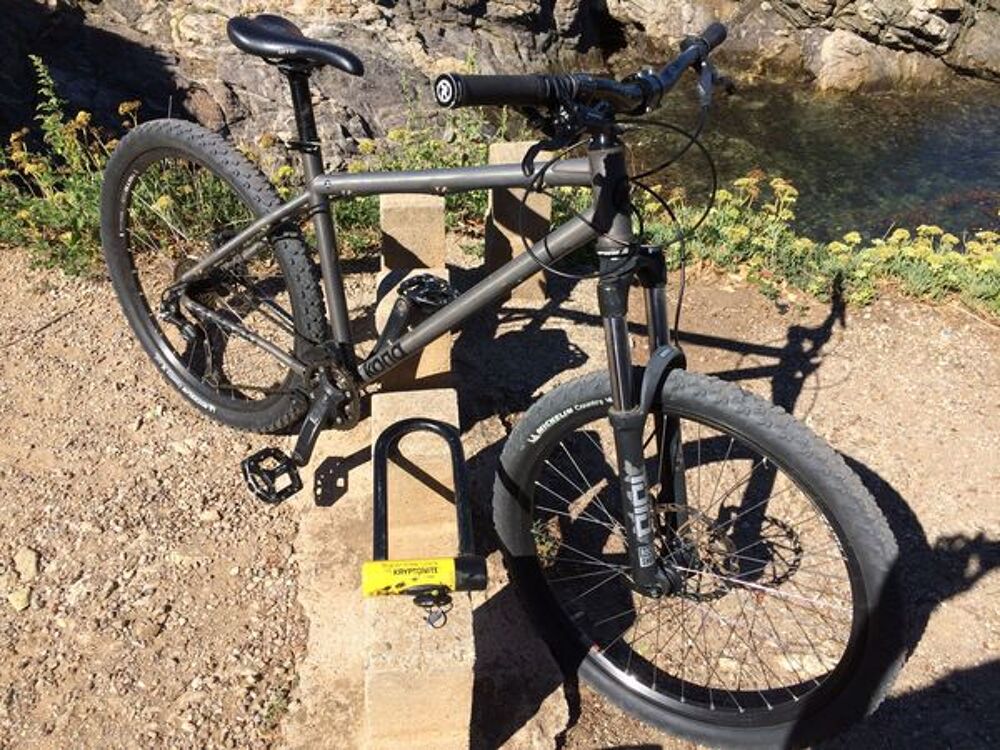 Vtt Enduro KONA Steely 2012 +Antivol Kryptonite x2 Vélos