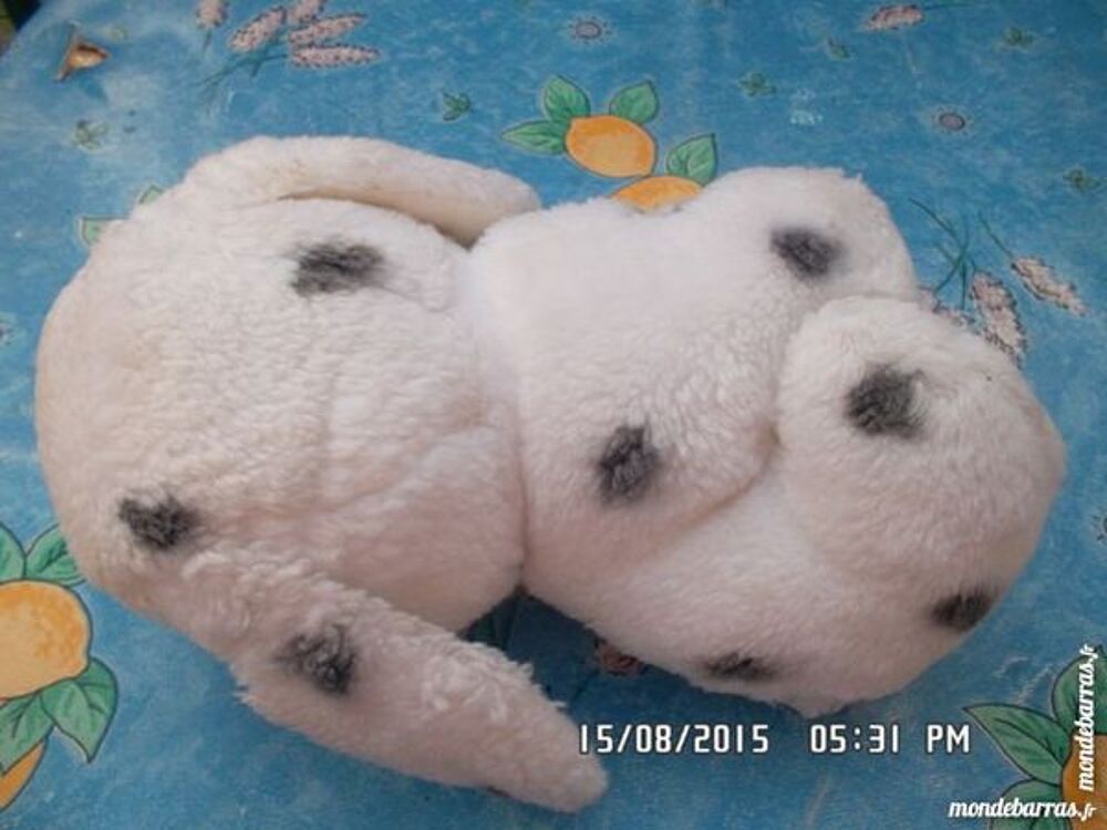 peluche chien blanc Jeux / jouets