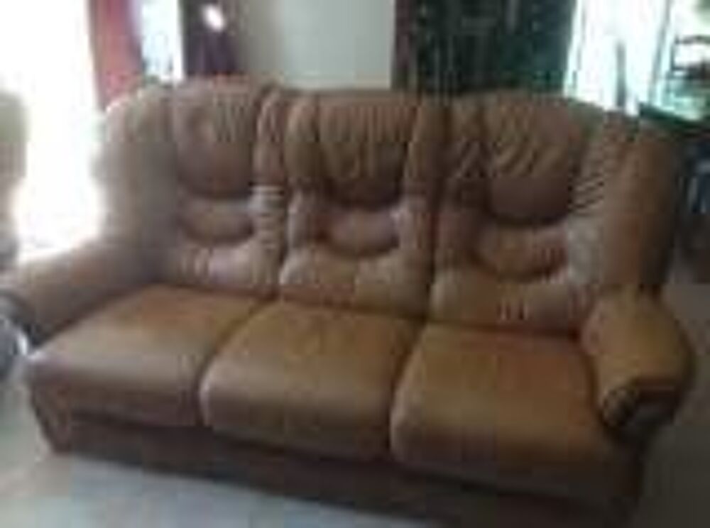 Lot de 2 canap&eacute;s cuir 3 places + 2 fauteuils cuir Meubles