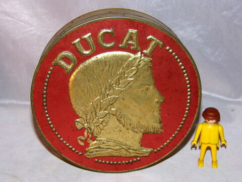 Boite PUBLICITAIRE vintage mtal DUCAT LA PIE QUI CHANTE 10 Dunkerque (59)