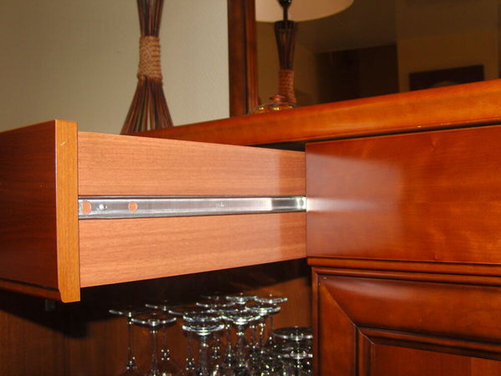 enfilade avec miroir teint&eacute; Meubles