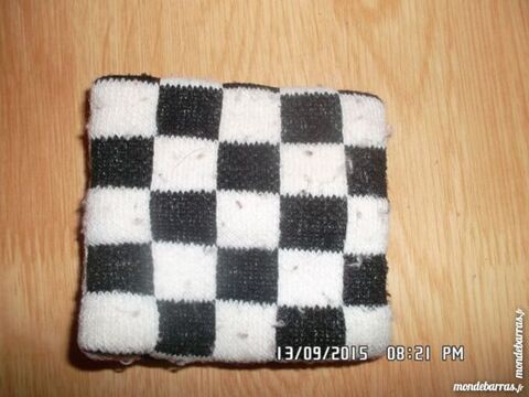 tour de poignet blanc-noir  damiers 2 Chambly (60)