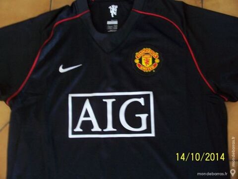 MAILLOT DE FOOT NEUF DE MARQUE NIKE TAILLE  L 20 Les glisottes-et-Chalaures (33)