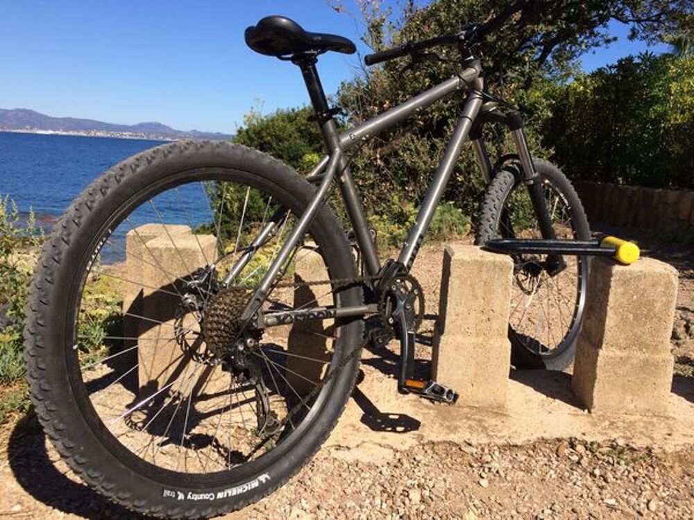 Vtt Enduro KONA Steely 2012 +Antivol Kryptonite x2 Vélos