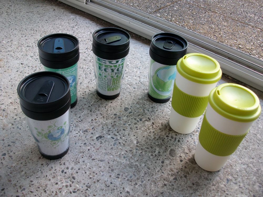 Mugs et Verres Isothermes -Neufs &agrave; 0,50 € pi&egrave;ce Cuisine