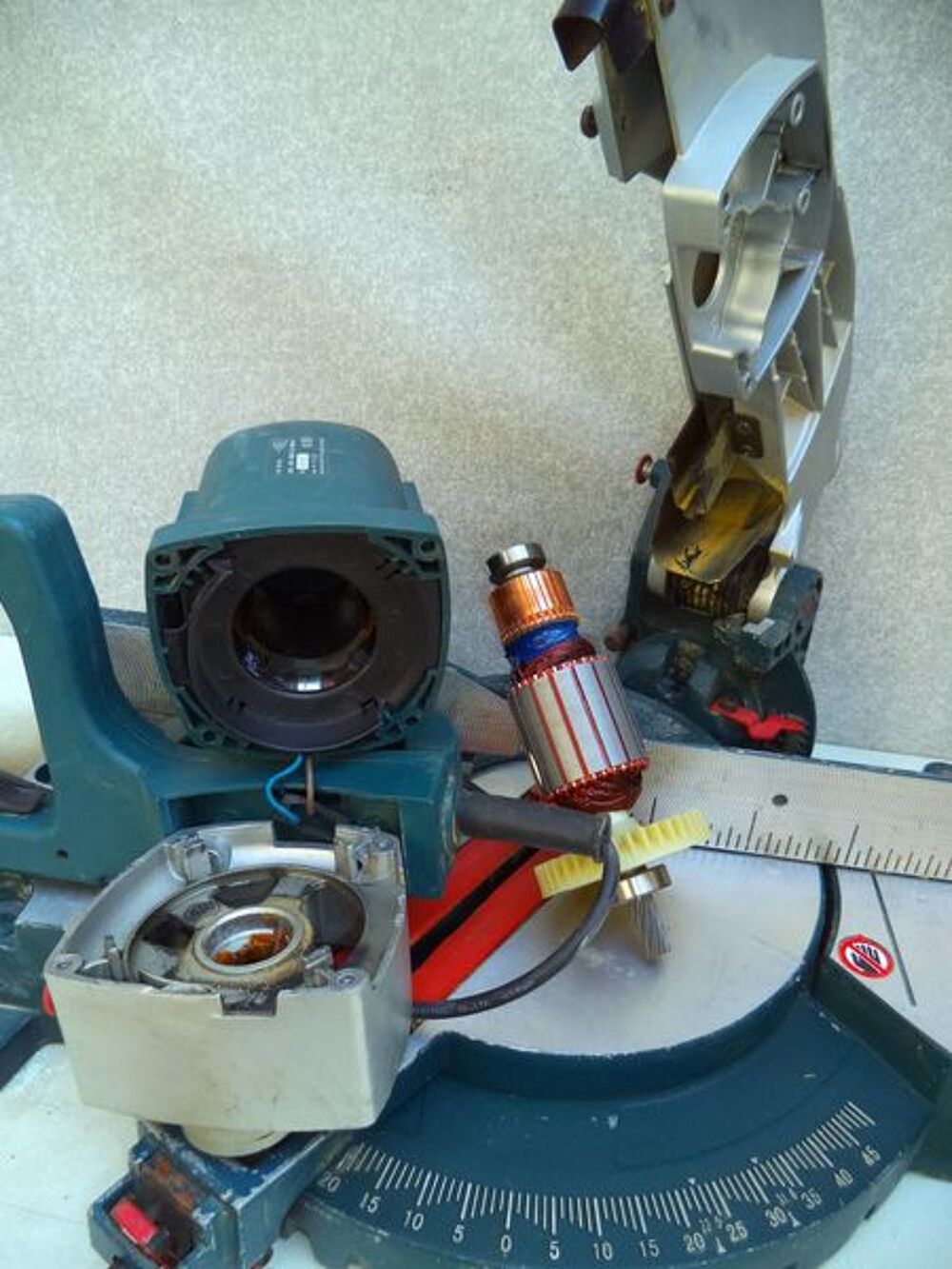 Scie &agrave; onglet BOSCH Bricolage
