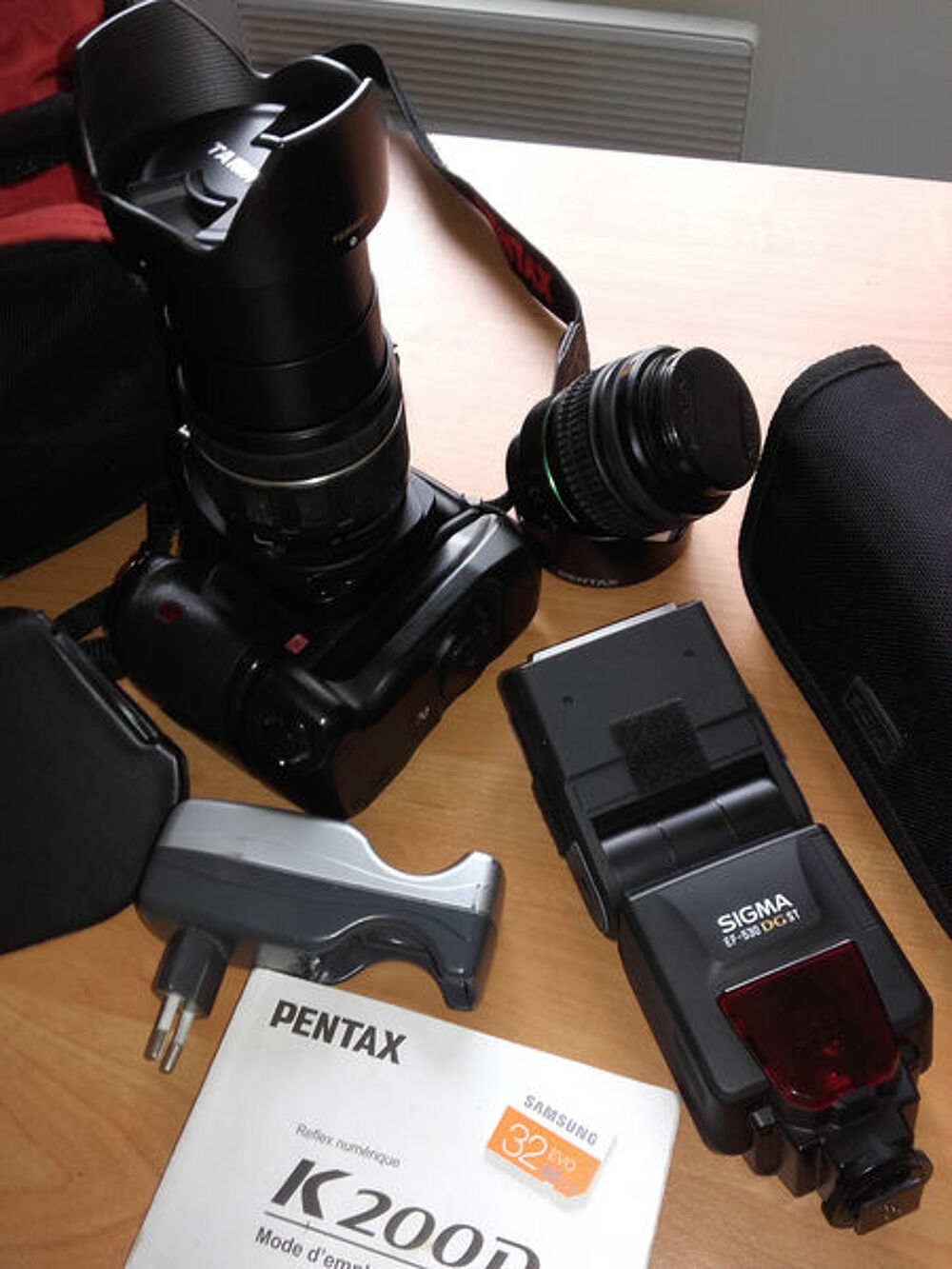  Pentax K200D+2 objectifs+ 1 flash cobra+ Sac photo Photos/Video/TV