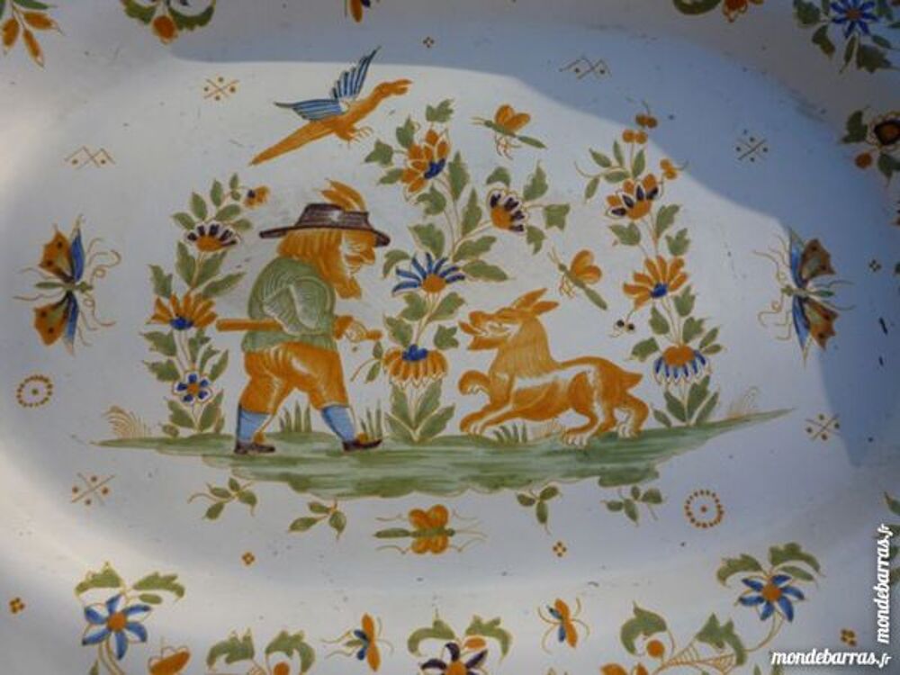 Grand plat fa&iuml;ence de Moustiers Décoration