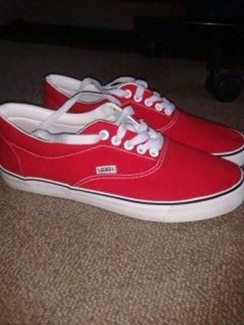 Baskets Vans authentiques 35 Sains-en-Gohelle (62)