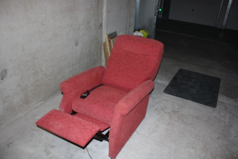 FAUTEUIL POUR AIDE 3 POSITIONS Meubles