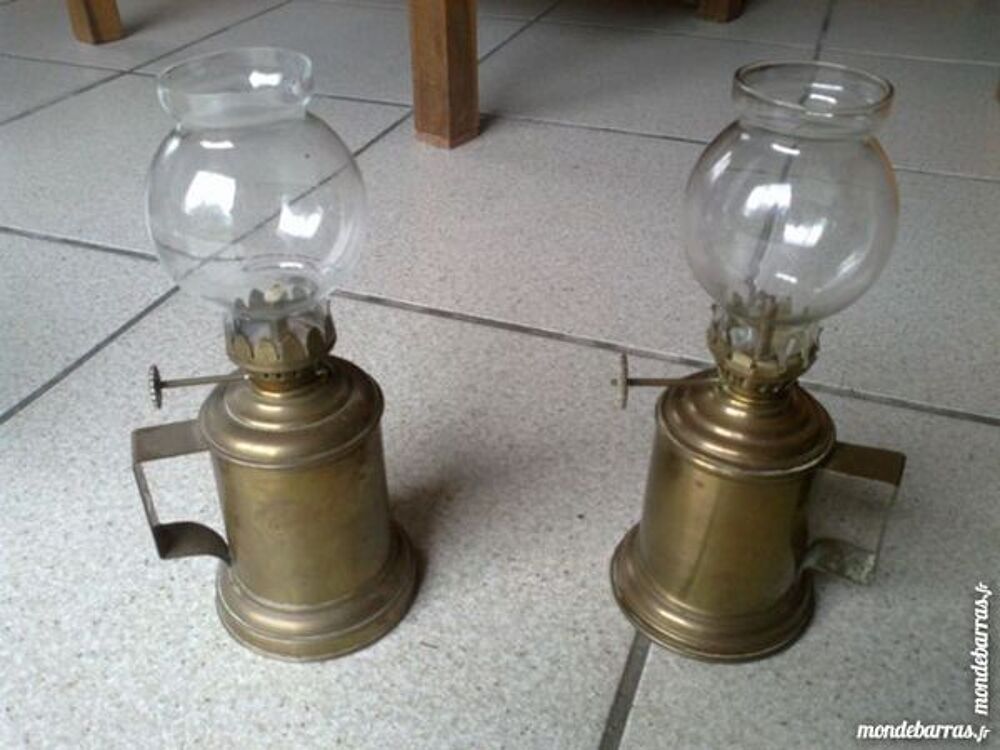 "2 lampes style ""Pigeon""" Décoration