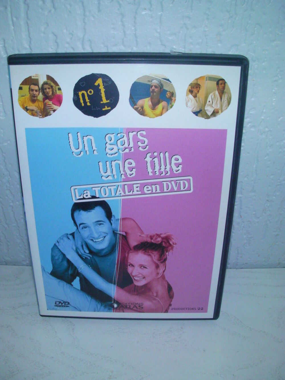 DVD UN GARS UNE FILLE DVD et blu-ray