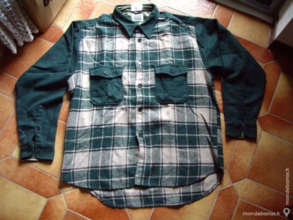SUR-CHEMISES HOMME Taille L Vêtements