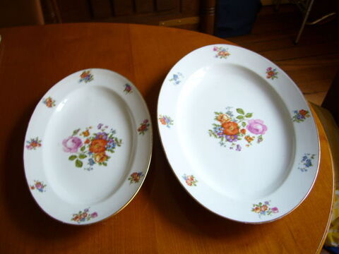 2 plats service rtro porcelaine Lourioux 25 Paris 18 (75)