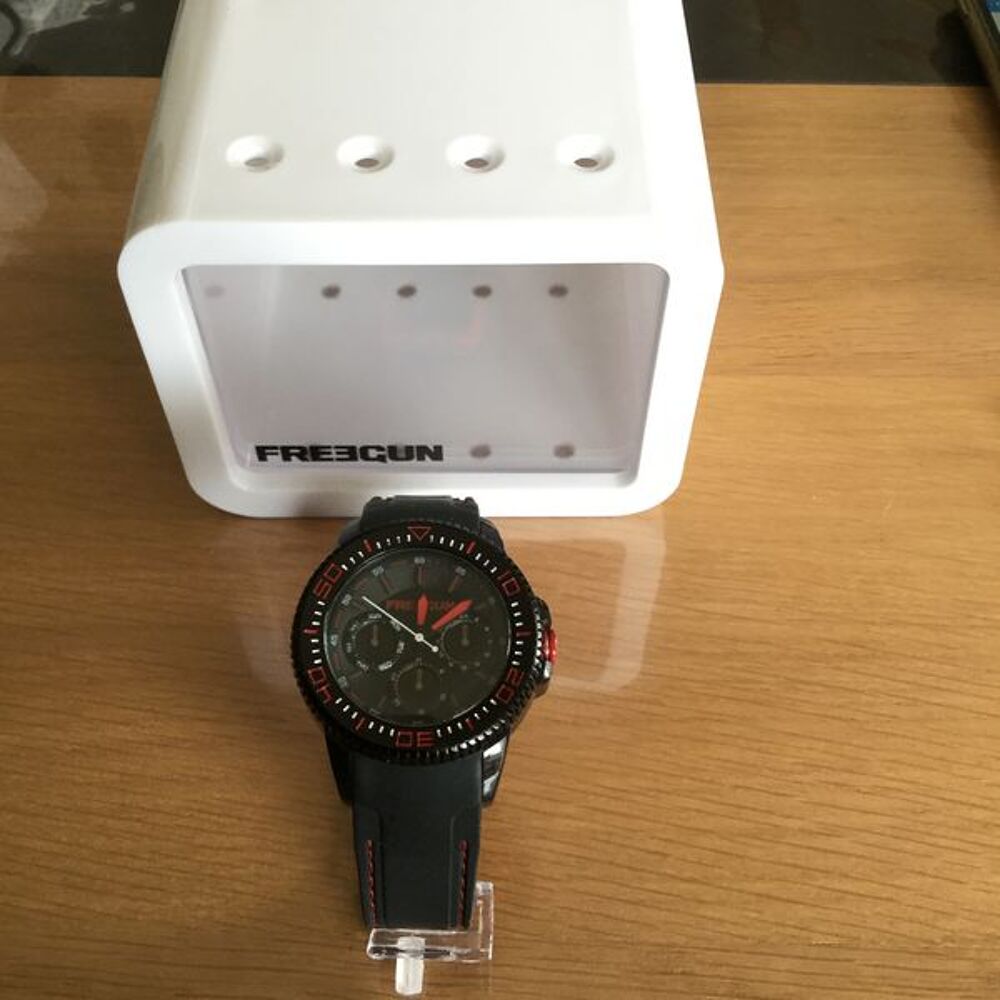 Montre FREEGUN Bijoux et montres