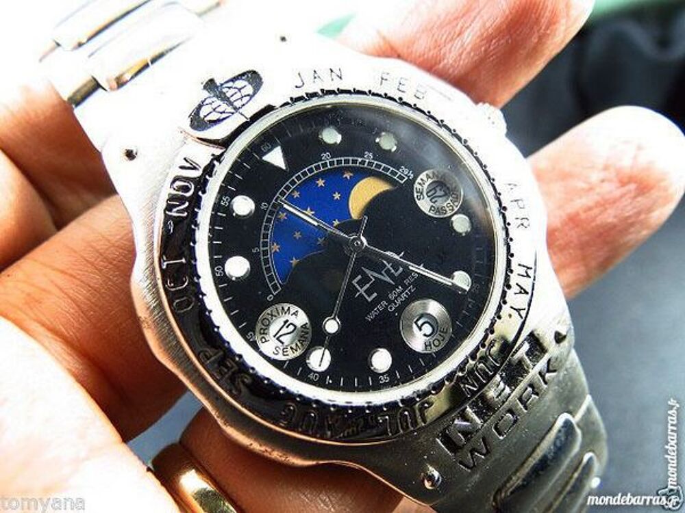 NETWORK MOONPHASE montre triple date DIV0419 Bijoux et montres
