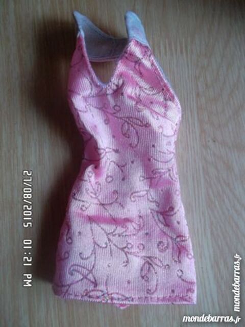 ROBE ROSE 1 Chambly (60)