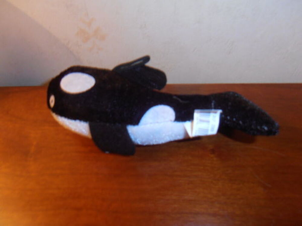 Baleine noire (74) Jeux / jouets