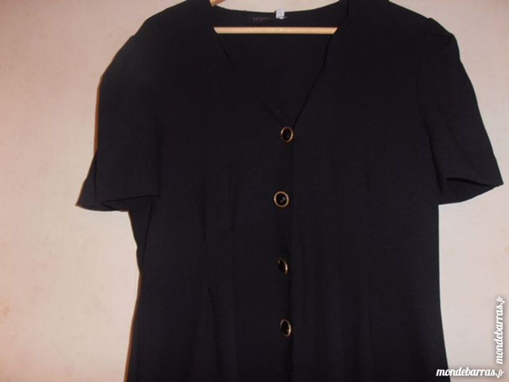 Petite robe noire Vêtements